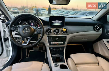 Внедорожник / Кроссовер Mercedes-Benz GLA-Class 2018 в 