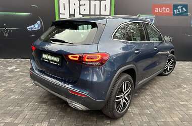 Внедорожник / Кроссовер Mercedes-Benz GLA-Class 2020 в 