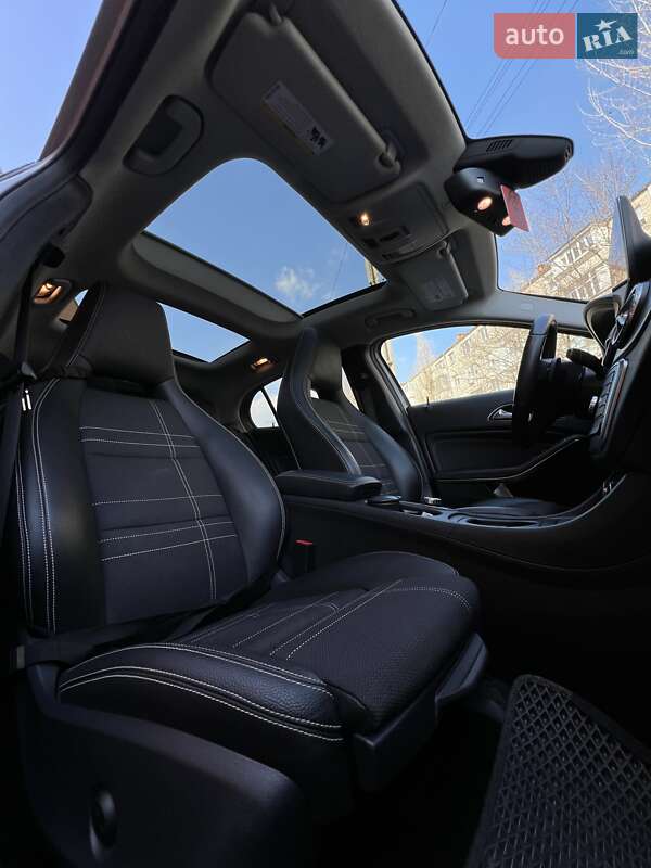 Внедорожник / Кроссовер Mercedes-Benz GLA-Class 2016 в Днепре