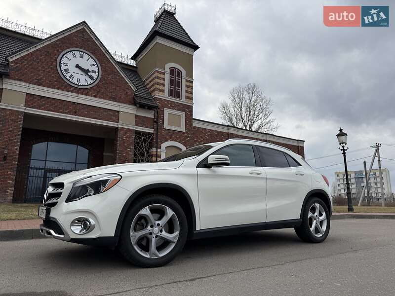 Позашляховик / Кросовер Mercedes-Benz GLA-Class 2017 в Києві