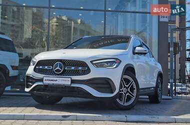 Внедорожник / Кроссовер Mercedes-Benz GLA-Class 2023 в 