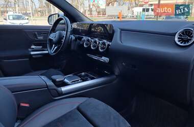 Внедорожник / Кроссовер Mercedes-Benz GLA-Class 2023 в 