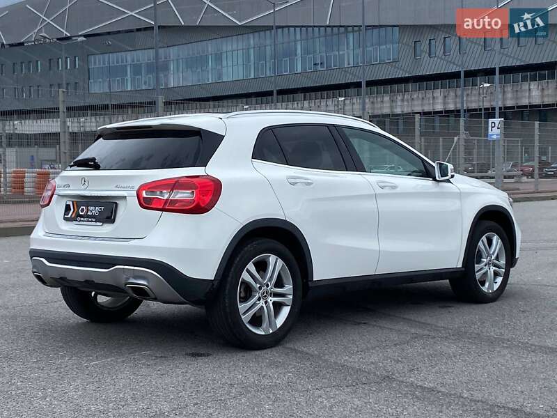 Внедорожник / Кроссовер Mercedes-Benz GLA-Class 2019 в Львове