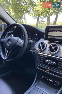 Внедорожник / Кроссовер Mercedes-Benz GLA-Class 2014 в 