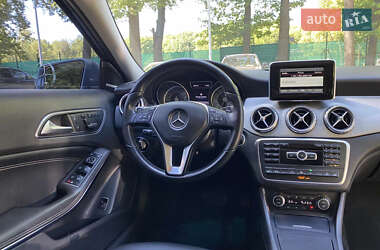 Внедорожник / Кроссовер Mercedes-Benz GLA-Class 2014 в 