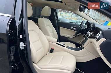 Внедорожник / Кроссовер Mercedes-Benz GLA-Class 2015 в 