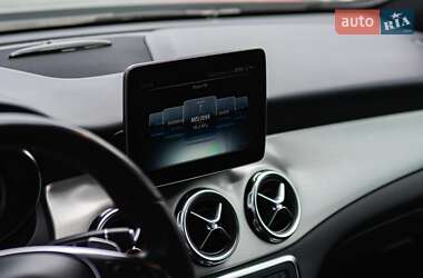 Внедорожник / Кроссовер Mercedes-Benz GLA-Class 2018 в 