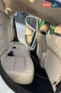 Внедорожник / Кроссовер Mercedes-Benz GLA-Class 2015 в 