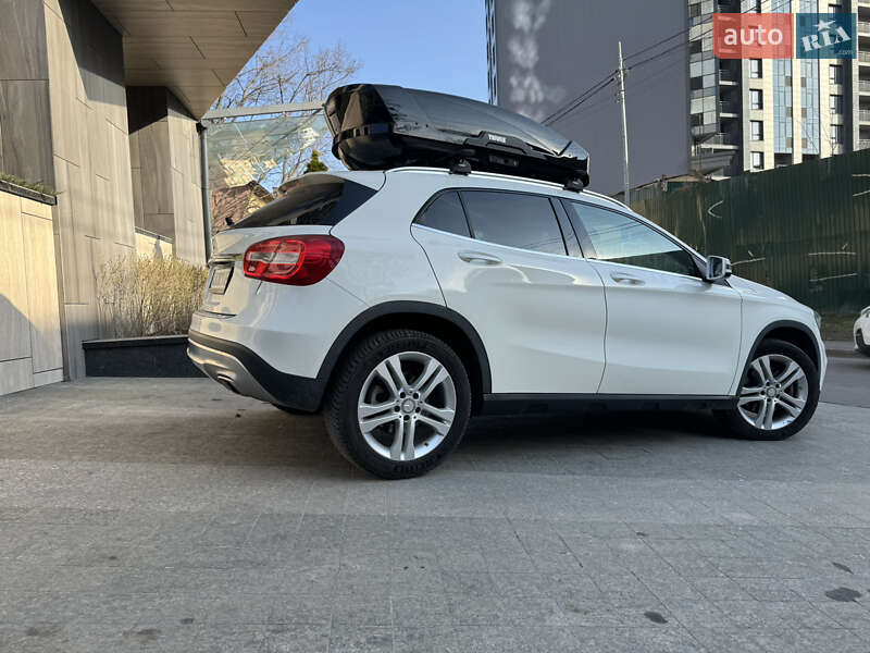 Внедорожник / Кроссовер Mercedes-Benz GLA-Class 2016 в Ирпене