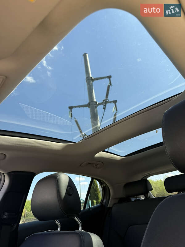 Внедорожник / Кроссовер Mercedes-Benz GLA-Class 2015 в Львове фото 14 Внедорожник / Кроссовер Mercedes-Benz GLA-Class 2015 в Львове