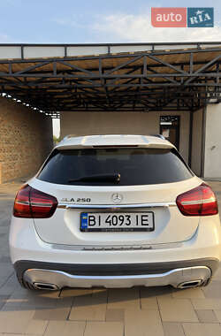 Внедорожник / Кроссовер Mercedes-Benz GLA-Class 2019 в 