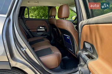 Внедорожник / Кроссовер Mercedes-Benz GLA-Class 2021 в 