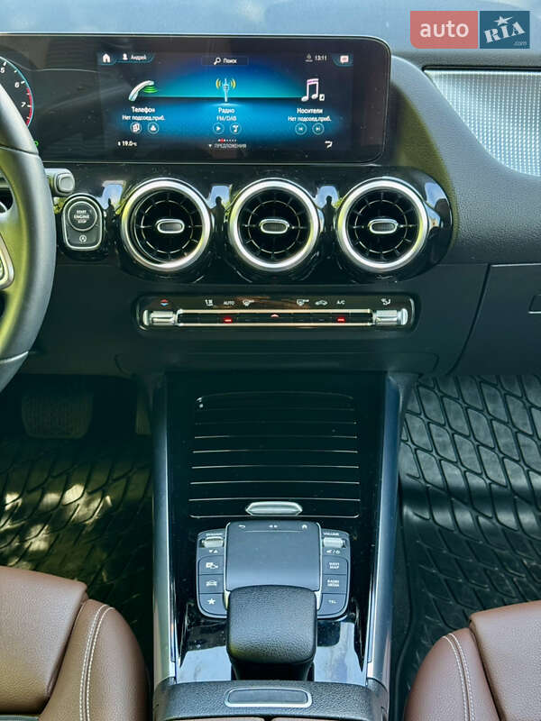 Позашляховик / Кросовер Mercedes-Benz GLA-Class 2021 в Києві