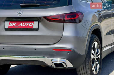 Внедорожник / Кроссовер Mercedes-Benz GLA-Class 2021 в 