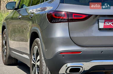 Внедорожник / Кроссовер Mercedes-Benz GLA-Class 2021 в 
