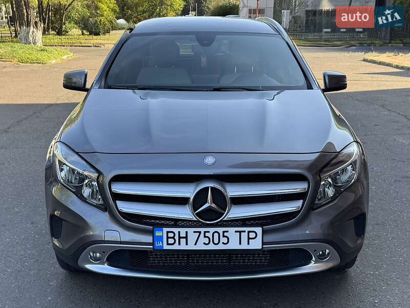 Mercedes-Benz GLA-Class 2016