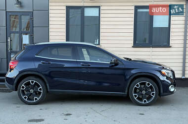 Внедорожник / Кроссовер Mercedes-Benz GLA-Class 2018 в 