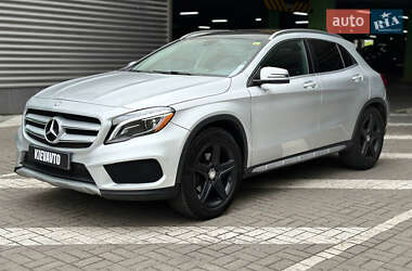 Позашляховик / Кросовер Mercedes-Benz GLA-Class 2015 в 