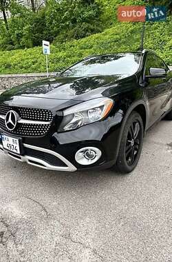Внедорожник / Кроссовер Mercedes-Benz GLA-Class 2018 в 