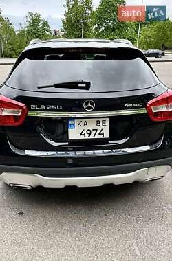 Внедорожник / Кроссовер Mercedes-Benz GLA-Class 2018 в 