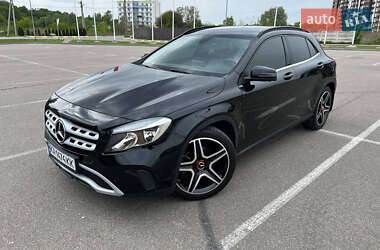Внедорожник / Кроссовер Mercedes-Benz GLA-Class 2017 в 
