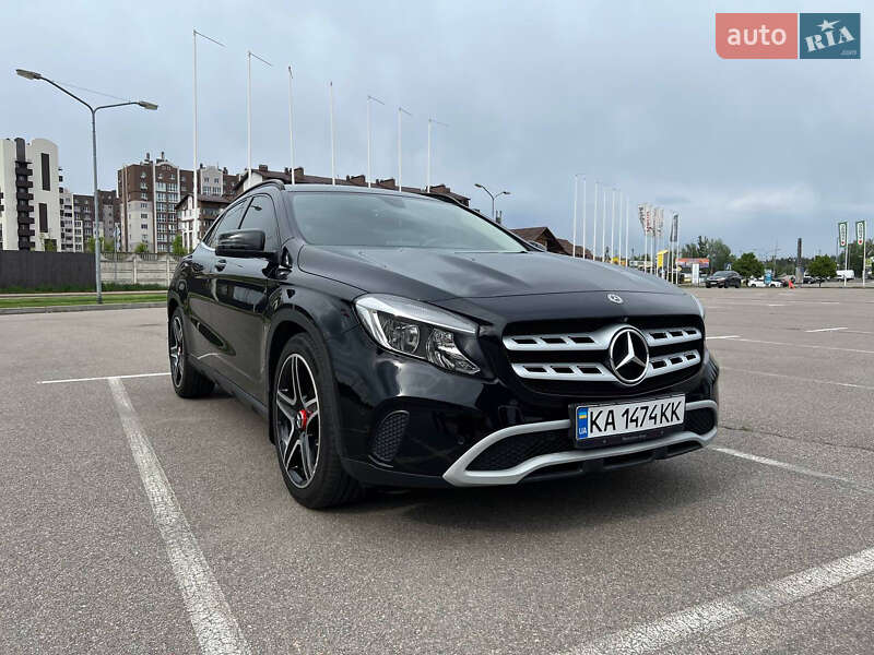 Внедорожник / Кроссовер Mercedes-Benz GLA-Class 2017 в Киеве фото 13 Внедорожник / Кроссовер Mercedes-Benz GLA-Class 2017 в Киеве