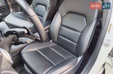 Внедорожник / Кроссовер Mercedes-Benz GLA-Class 2016 в 