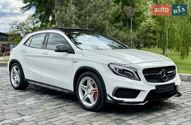 Позашляховик / Кросовер Mercedes-Benz GLA-Class 2016 в 