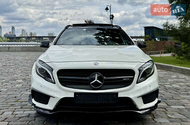 Позашляховик / Кросовер Mercedes-Benz GLA-Class 2016 в 