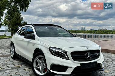 Позашляховик / Кросовер Mercedes-Benz GLA-Class 2016 в 