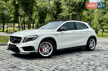 Позашляховик / Кросовер Mercedes-Benz GLA-Class 2016 в 