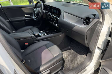 Внедорожник / Кроссовер Mercedes-Benz GLA-Class 2020 в 