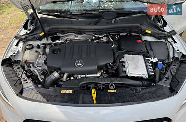 Внедорожник / Кроссовер Mercedes-Benz GLA-Class 2020 в 