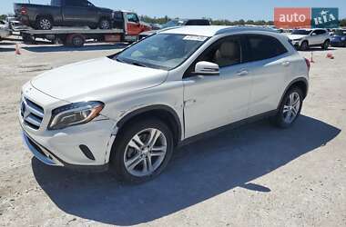 Mercedes-Benz GLA-Class 2015