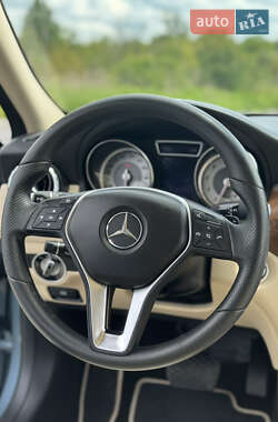 Позашляховик / Кросовер Mercedes-Benz GLA-Class 2015 в 