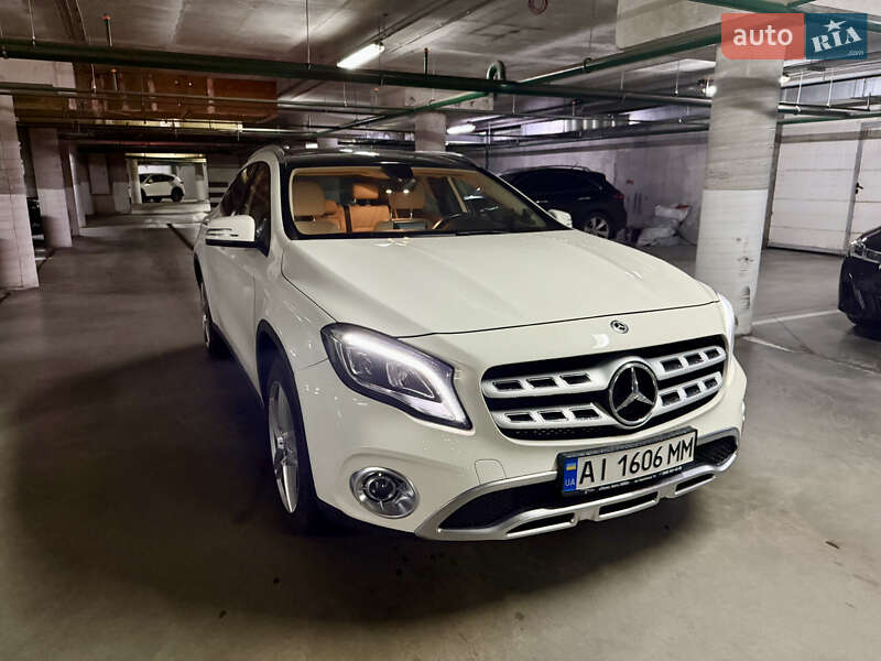 Позашляховик / Кросовер Mercedes-Benz GLA-Class 2015 в Києві