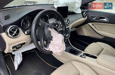 Внедорожник / Кроссовер Mercedes-Benz GLA-Class 2018 в 