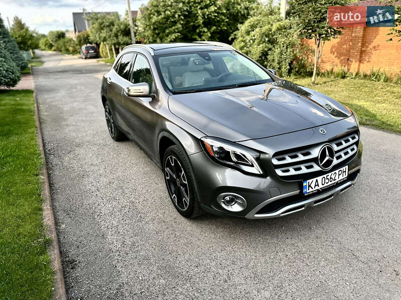 Позашляховик / Кросовер Mercedes-Benz GLA-Class 2019 в Києві