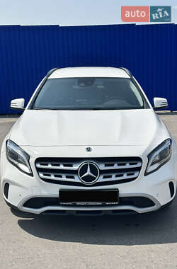 Внедорожник / Кроссовер Mercedes-Benz GLA-Class 2019 в Кропивницком