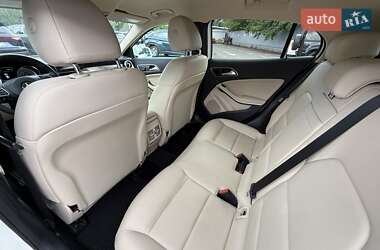 Внедорожник / Кроссовер Mercedes-Benz GLA-Class 2016 в 