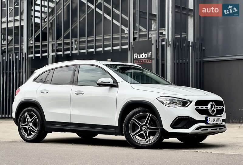 Mercedes-Benz GLA-Class 2020