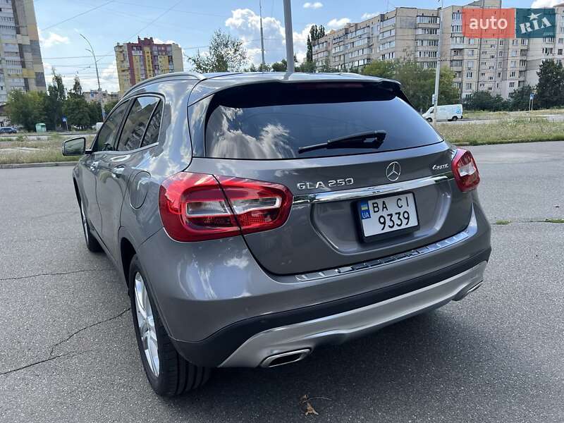 Позашляховик / Кросовер Mercedes-Benz GLA-Class 2015 в Києві
