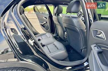 Внедорожник / Кроссовер Mercedes-Benz GLA-Class 2016 в 