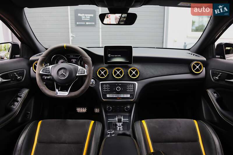Внедорожник / Кроссовер Mercedes-Benz GLA-Class 2017 в Киеве