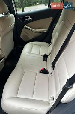 Внедорожник / Кроссовер Mercedes-Benz GLA-Class 2015 в 