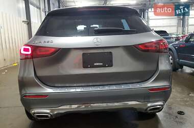 Внедорожник / Кроссовер Mercedes-Benz GLA-Class 2021 в 