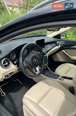 Внедорожник / Кроссовер Mercedes-Benz GLA-Class 2015 в 