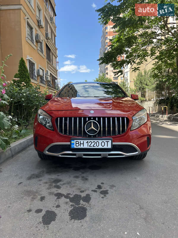 Внедорожник / Кроссовер Mercedes-Benz GLA-Class 2016 в Одессе