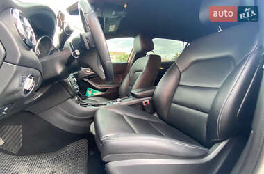 Позашляховик / Кросовер Mercedes-Benz GLA-Class 2017 в 
