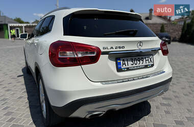 Внедорожник / Кроссовер Mercedes-Benz GLA-Class 2015 в 